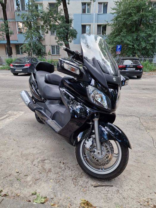 Suzuki Burgman 650 Executive