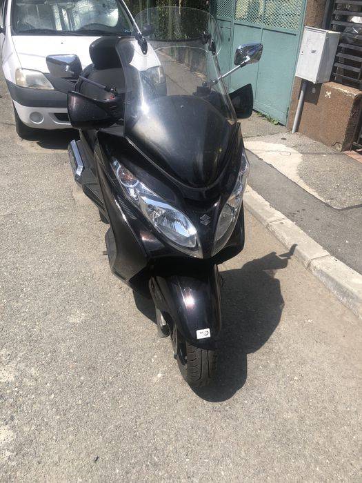 Suzuki Burgman AN400
