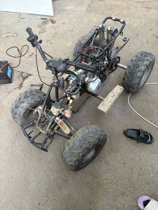 Vand atv 107 cc 800 de lei usor negociabil