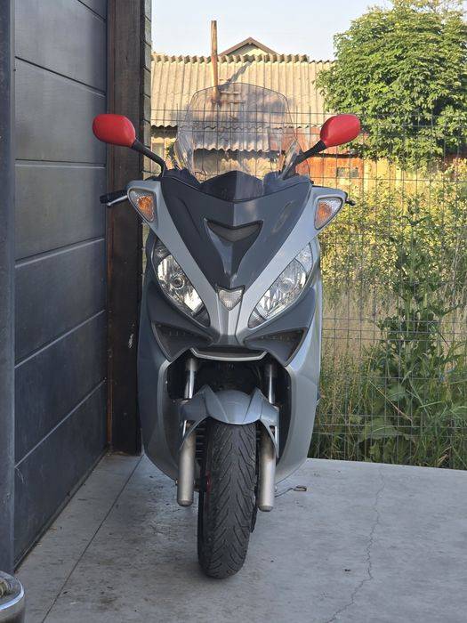 Scuter Malaguti Madison 125cmc, inmatriculat RO