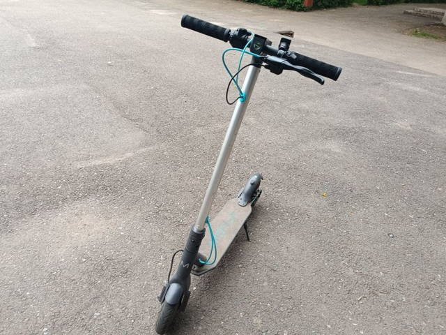 Trotinetă electrică motus