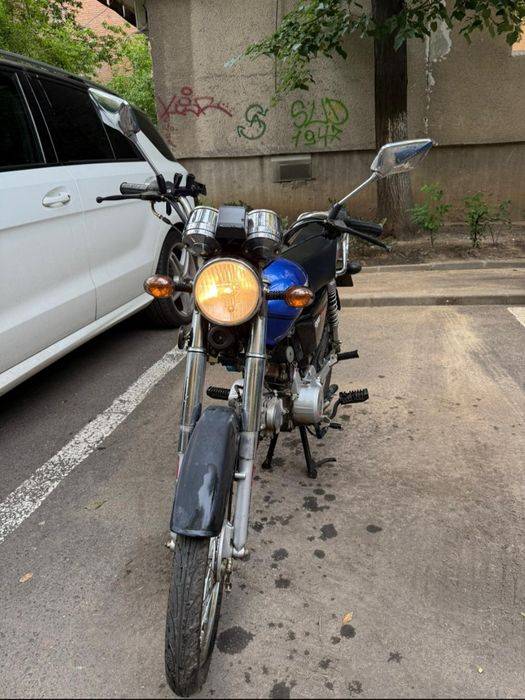 Moped / Motocicleta Romet Ogar 202 FI