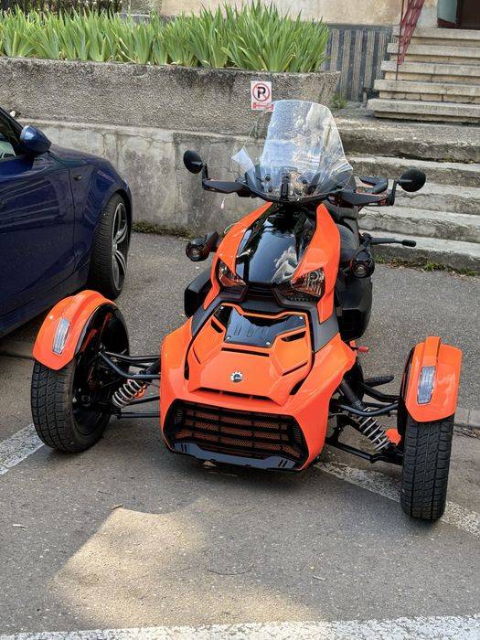 Can-am riker 900