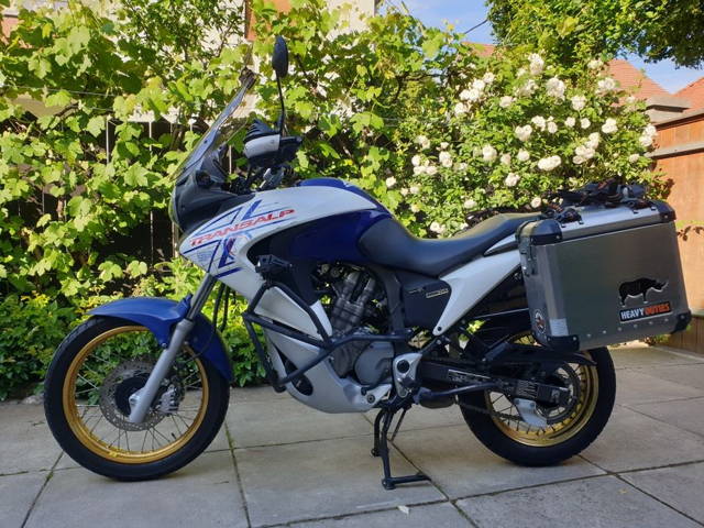 Honda Transalp XL700V