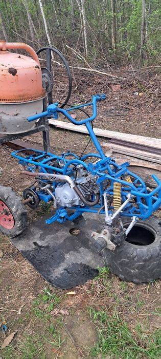 Vând atv de 49 cc