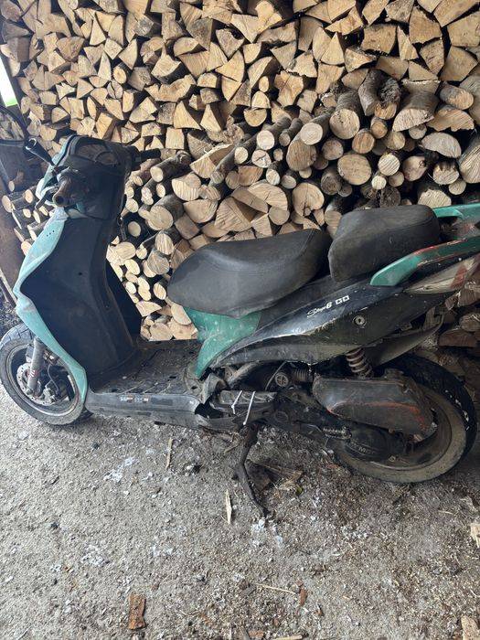 Scuter kymco 50 4t