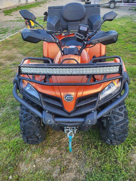 Vând Cf Moto 450 L