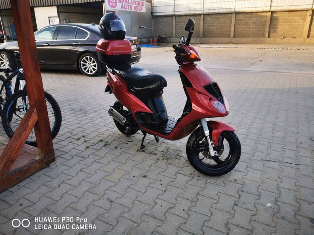 Scuter piaggio nrg mc3