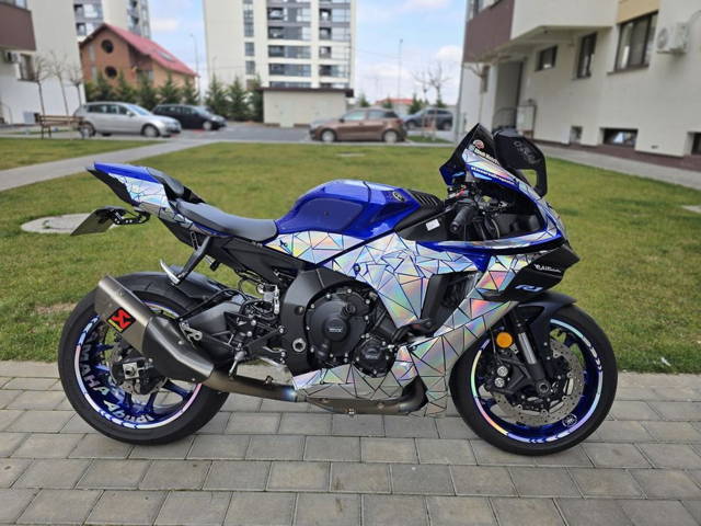 Yamaha YZF R1 2023