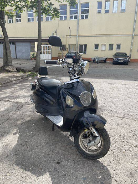 Scuter cu acte in regula
