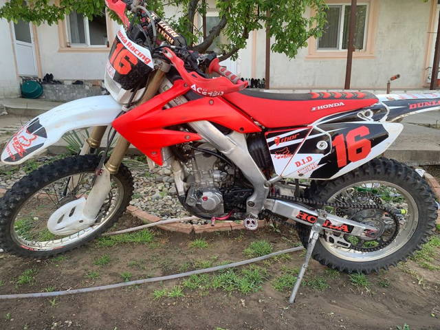 Honda CRF 250 an 2014 impecabil