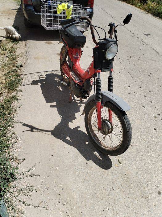 Vand moped  mici probleme la ambreiaj