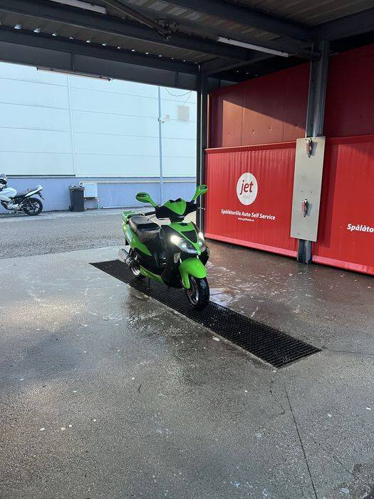 Vand scuter 50cc
