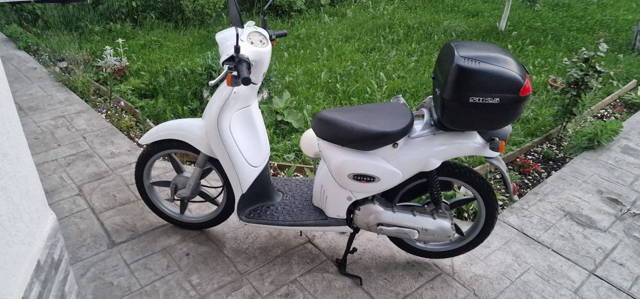 Vand aprilia scarabeo 49
