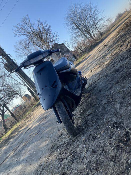 Vand scuter 49cc, detin acte.