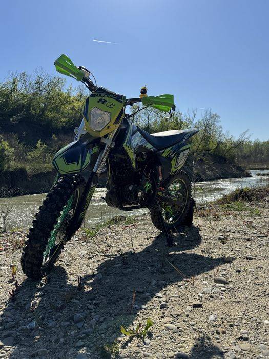 Vand cross alfarad R6