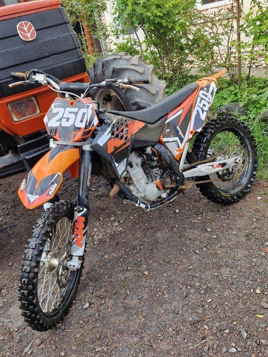 Motocicleta KTM SXF 250 Fullcross din 2010