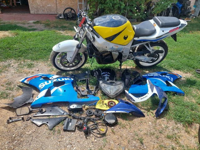 Vand Piese Suzuki GSX-R 600 K1 2001