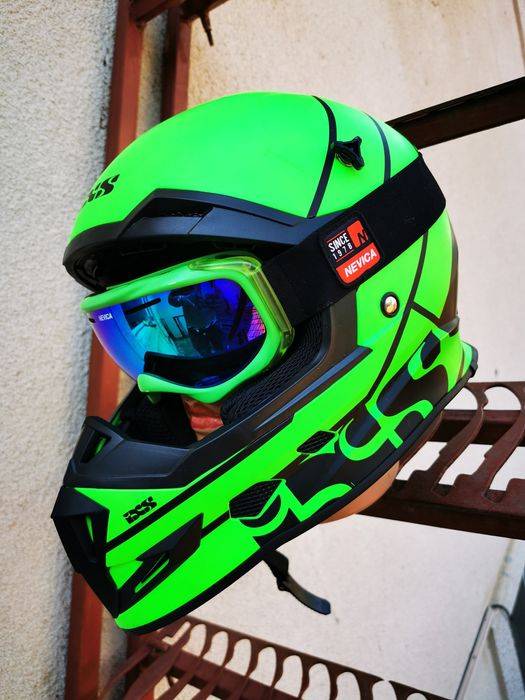 Vand casca enduro atv moto scuter bicicleta cu ochela