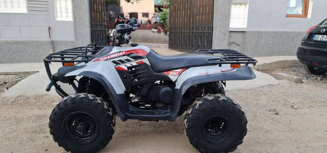 Vand atv linhai worker 300 2x4 stare buna