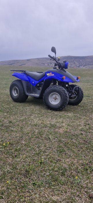 ATV Kimco 150 cc în stare buna.Are acte.