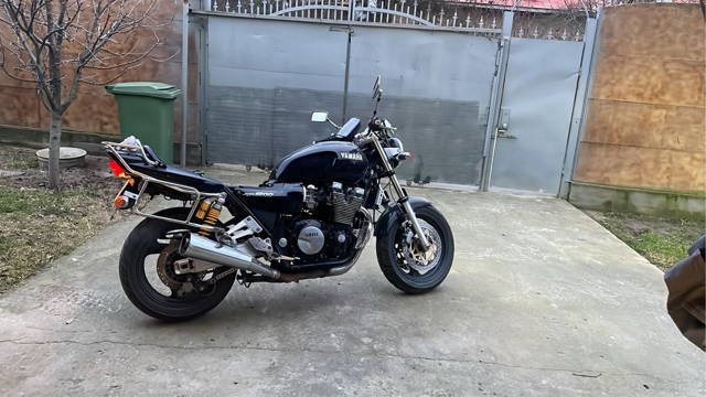 Vand schimb yamaha xjr 1200.