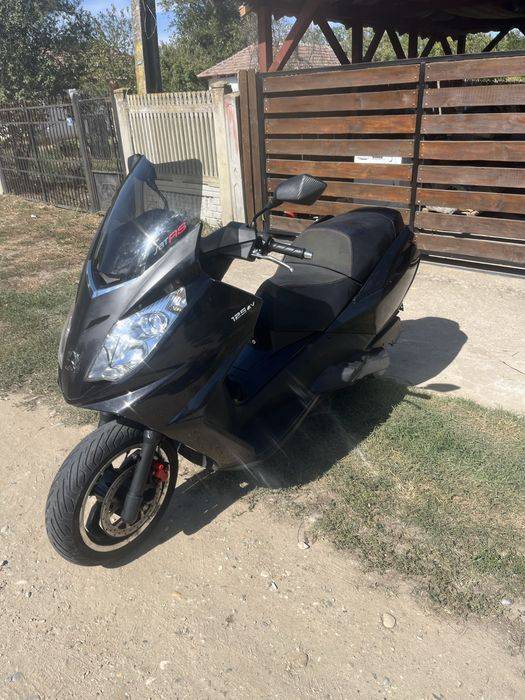 Peugeot satelis RS 125cmc 2011
