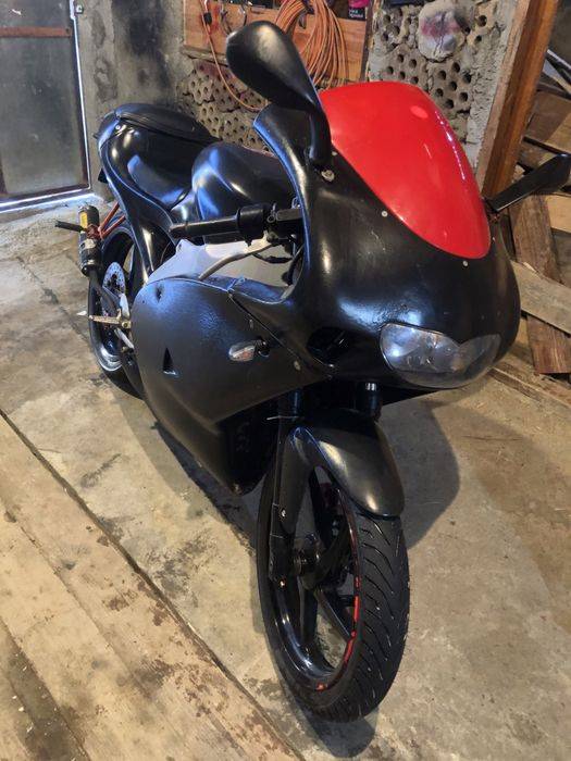 Aprilia rs50 2000an