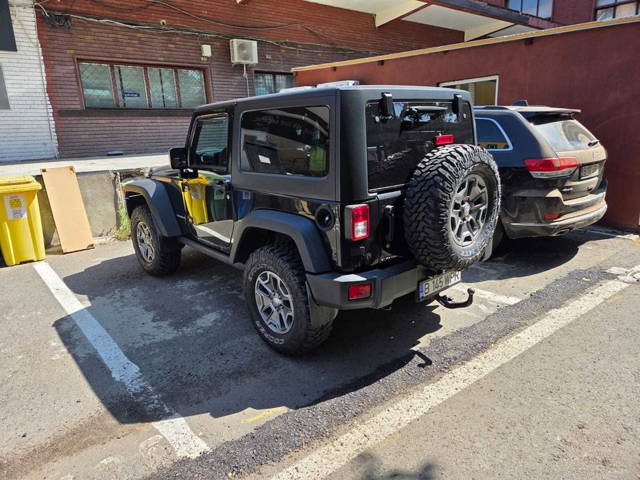 Jeep Wrangler JK Rubicon 2.8 CRD 2015 Automat 3 Uși Revizie Majoră LED