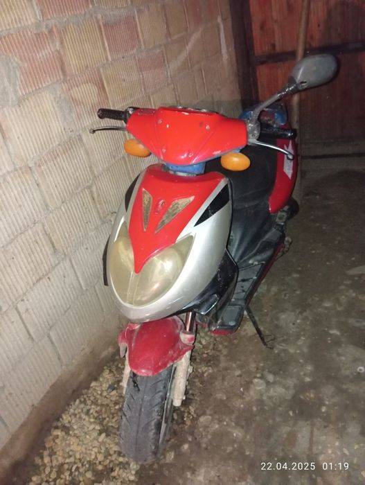 Vând sau schimb scuter cu Cross ATV dau diferența unde este cazul