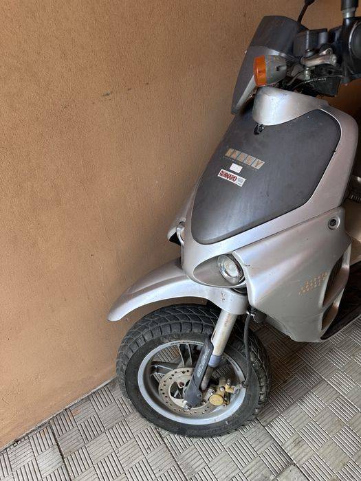 Aprilia rally motor de 80
