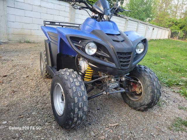 Vand  atv 300 cc motor nou sau schimb cu atv 4x4