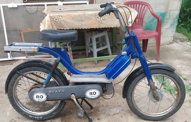 Scuter piaggio bravo