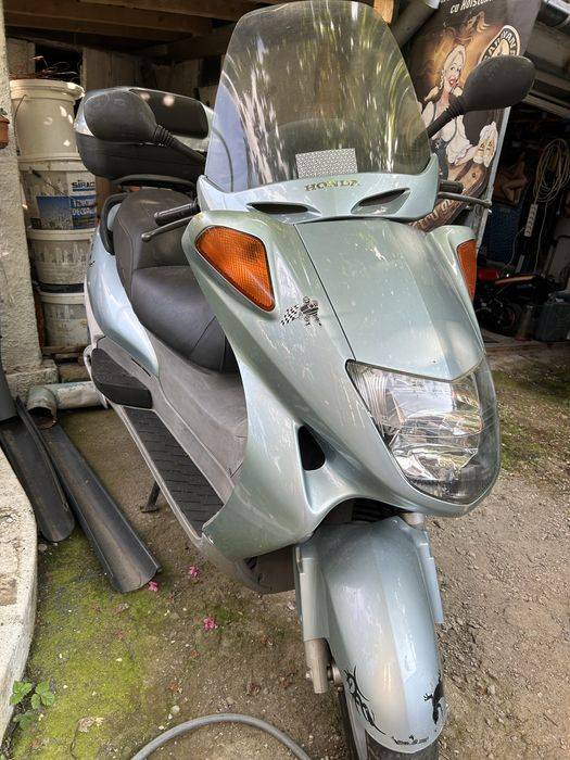 Honda Pantheon 2000