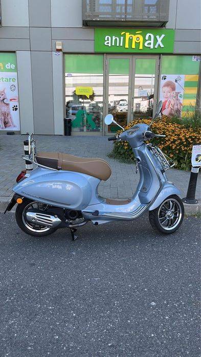 Vespa Primavera Vespa Prrimavea 50– Stil italian, ideală pentru oraș!