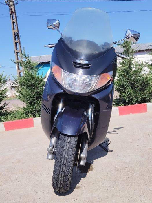 Suzuki burgman 400