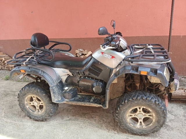Vând ATV CF Moto