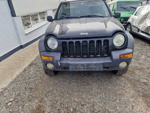 Dezmembrez Jeep Cherokee KJ 2.5 105 KW cod 998 an 2004