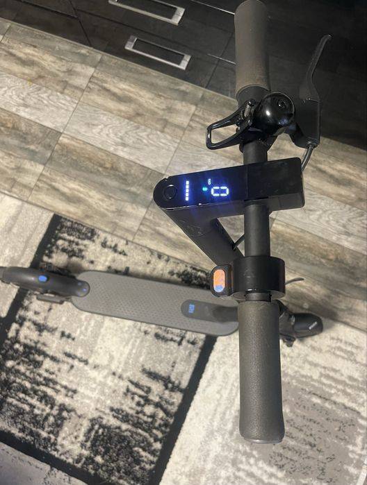 Trotineta electrica Xiaomi 1000 lei