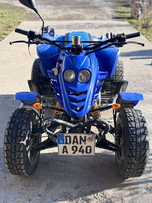 Honda quad 250cc