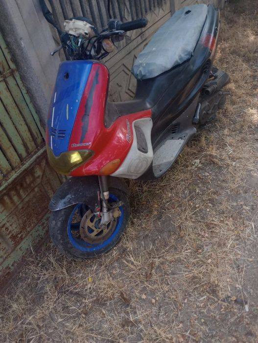 Scuter de vânzare 4t