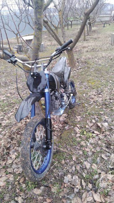 Vând Motocross 300 ron