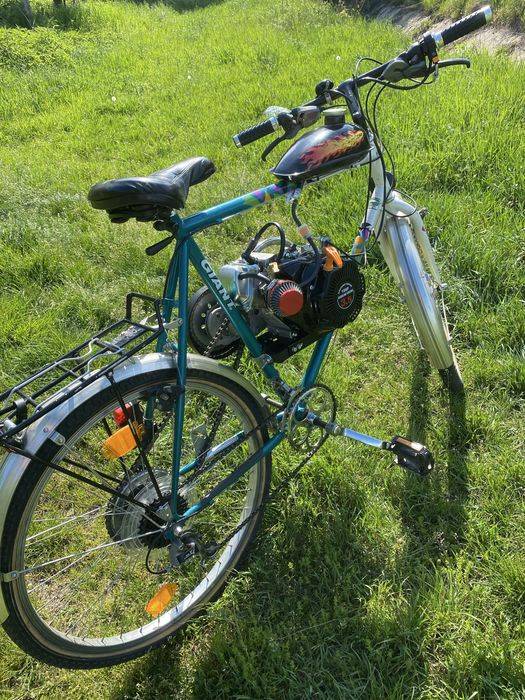 Vând bicicleta cu motor 4t