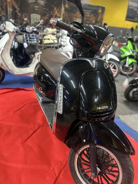 Scuter ceo fara permis 25km/h 2015