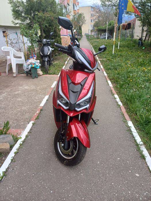 Vand Scuter Electric
