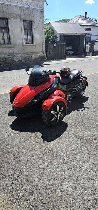 Can Am Spyder Bombardier