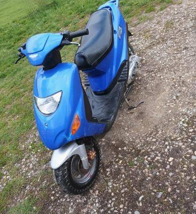 Scuter Rex 49cc.