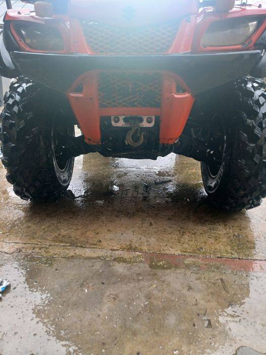 Vând atv suzuchi king quard