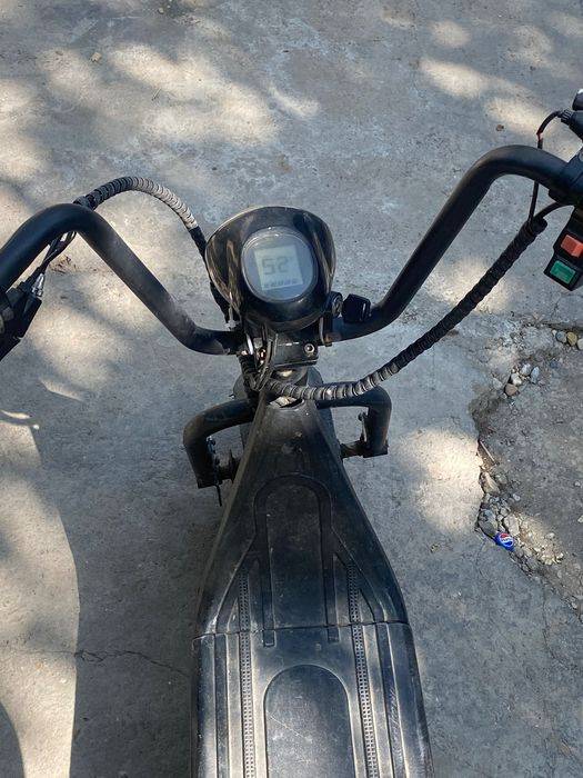 Vând scuter electric