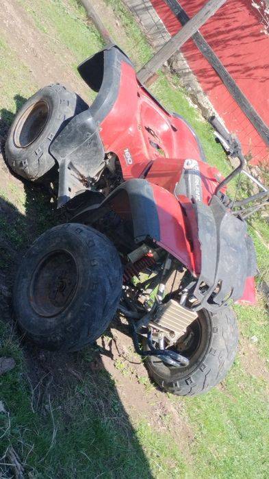 Vând ATV 150cc cu probleme